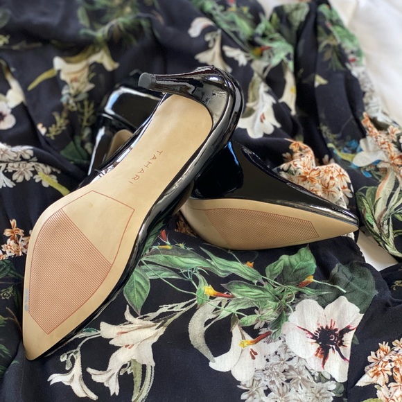 NEW 3.25”TAHARI PUMPS - Picture 7 of 7